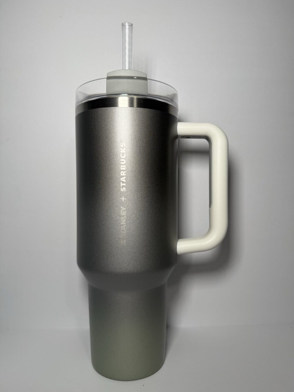 Stanley X Starbucks Thailand 2025 SILVER CHROME 40oz Quencher Tumbler BNWT